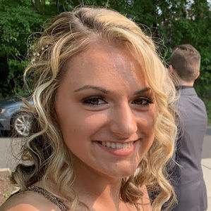 Meet your Posher, Macy